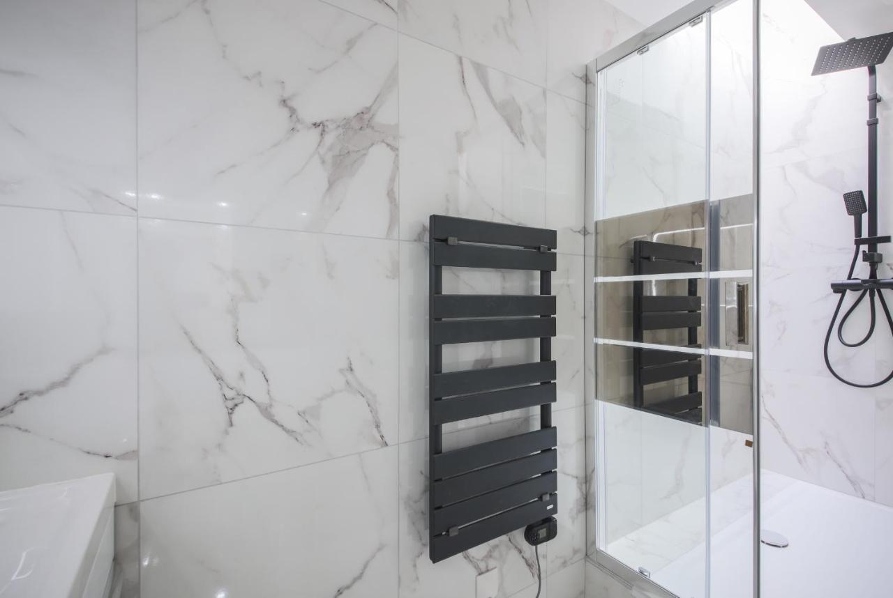 1#appart 4pers#2 Chambres#commerce#fullequipped#ac Parigi